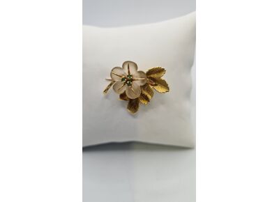 Image Broche Or empierré NON SIGNE Or jaune Pierre verte Sans