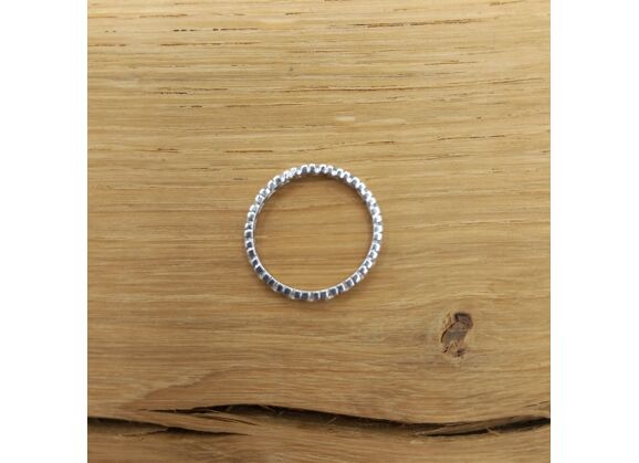 Image Bague Alliance Or blanc Diamants Maille américaine