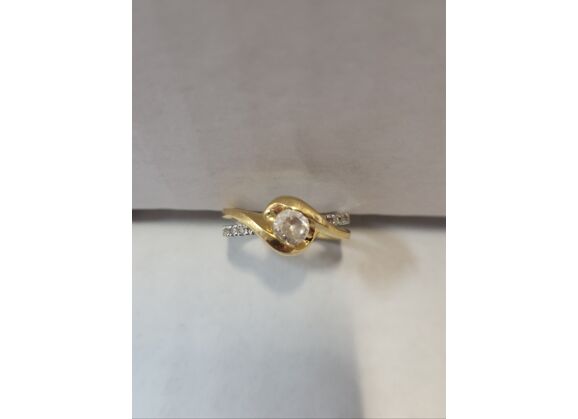 Image Bague Or jaune Oxydes de zirconium