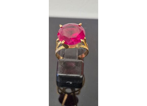 Image Bague Or jaune Rubis