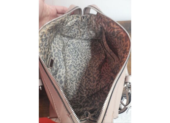Image Sac à main GUESS Porté croisé Simili cuir Beige