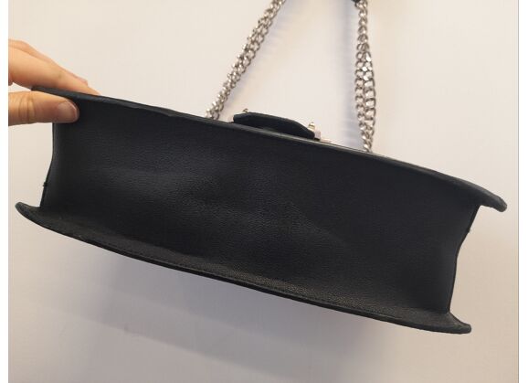 Image Sac à main GUESS Porté épaule Cuir Noir