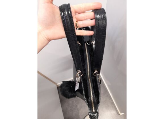 Image Sac à main GUESS Porté épaule Cuir Noir