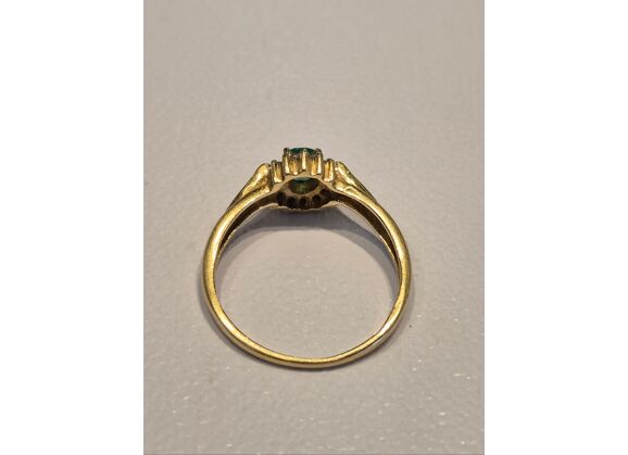 Image Bague Or jaune Emeraudes