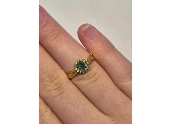 Image Bague Or jaune Emeraudes