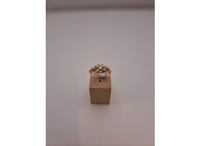Image Bague Or rose Oxyde de zirconium Oxyde de zirconium