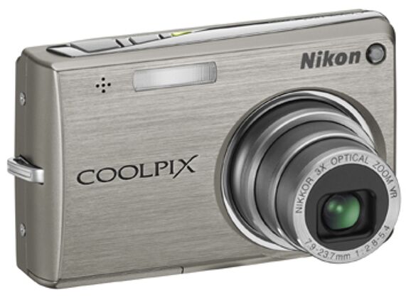 Image Appareil photo numérique NIKON Compact CoolPix S700 Argent Argent