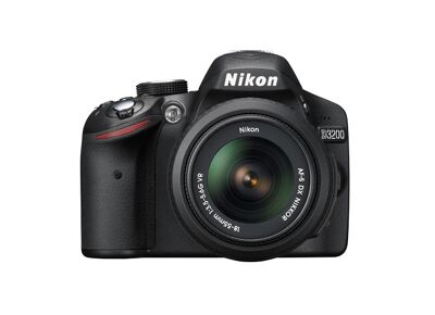 Appareils photos numériques NIKON Reflex D3200 Noir + 18-55mm f/3.5-5.6G AF-S VR DX NIKKOR + AF-S DX NIKKOR 55-300mm f/4.5-5.6G ED VR Noir