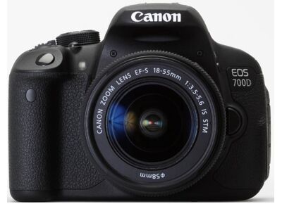 Appareils photos numériques CANON EOS 700D + EF-S 18-135mm 3.5-5.6 IS STM Noir Noir