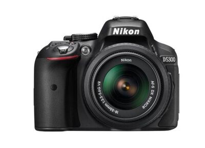 Appareils photos numériques NIKON Reflex D5300 Noir + AF-S DX NIKKOR 18–55mm f/3.5–5.6G VR II Noir