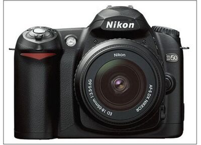 Appareils photos numériques NIKON D50 + Objectif 18-55 mm Noir
