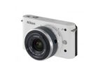 Appareils photos numériques NIKON 1 J1 Blanc Laqué + Obj. 1 Nikkor CX VR 10 - 30 mm f/3.5 - 5.6 Blanc