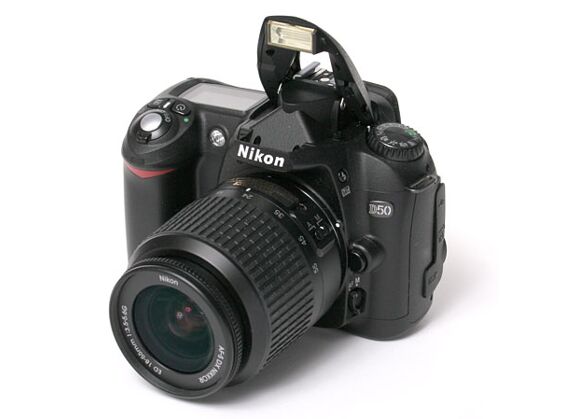 Image Appareil photo numérique NIKON D50 + Obj 18-105MM Noir