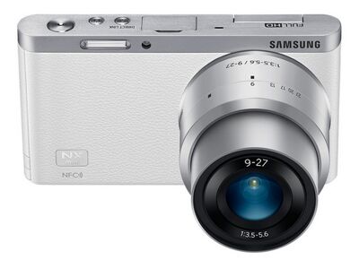 Appareils photos numériques SAMSUNG NX mini + 9-27mm Blanc, Argent Blanc