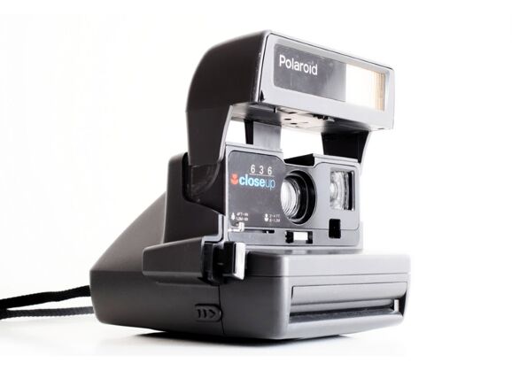 Image Polaroid POLAROID 636 Closeup Noir