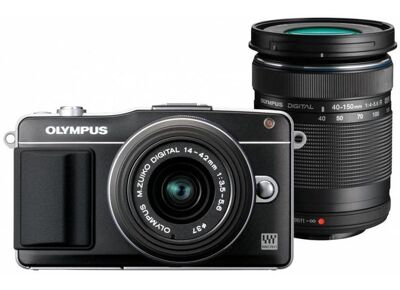 Appareils photos numériques OLYMPUS Hybride PEN E-PM1 Noir + 14-42mm f/3.5-5.6II R + 40-150mm f/4.0-5.6R Noir