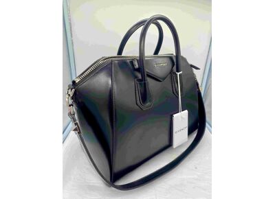 Image Sac à main GIVENCHY Antigona MM Porté main Cuir Noir