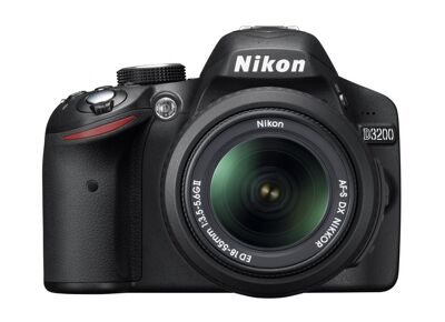Appareils photos numériques NIKON Reflex D3200 Noir + AF-S DX 18-55 mm VR Noir