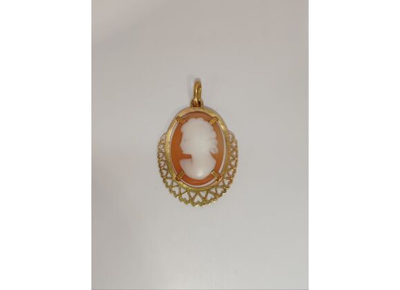 Image Pendentif Or jaune Camée Sans