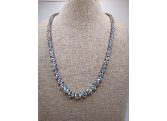 Image Collier Argent Pierres blanches