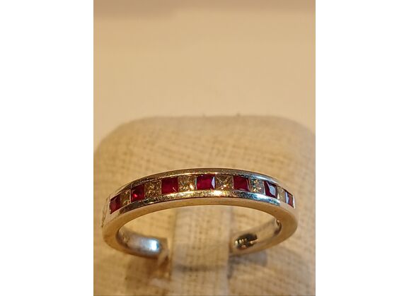 Image Bague Or blanc Diamant Rubis